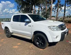 TOYOTA HILUX 3.0 SRV 4X4 CD 16V TURBO INTERCOOLER DIESEL 4P AUTOMÁTICO TOYOTA HILUX 3.0 SRV 4X4 CD 16V TURBO INTERCOOLER DIESEL 4P AUTOMÁTICO