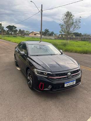 VOLKSWAGEN-JETTA-2023