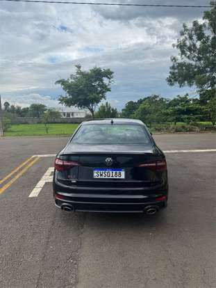 VOLKSWAGEN-JETTA-2023