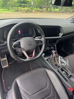 VOLKSWAGEN-JETTA-2023