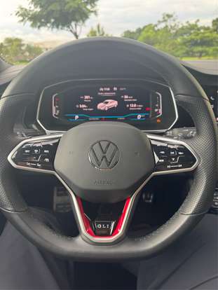 VOLKSWAGEN-JETTA-2023