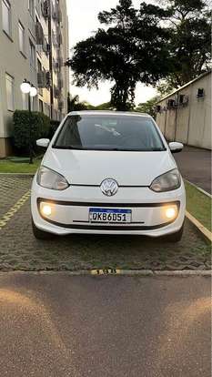 VOLKSWAGEN-UP-2015