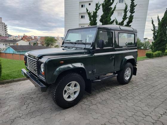 LAND ROVER DEFENDER 2.5 90 CSW 4X4 TURBO INTERCOOLER DIESEL 2P MANUAL