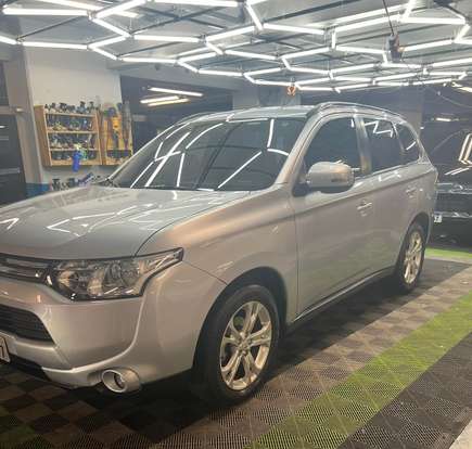 MITSUBISHI-OUTLANDER-2.0 16V GASOLINA 4P AUTOMÁTICO MITSUBISHI-OUTLANDER-2014