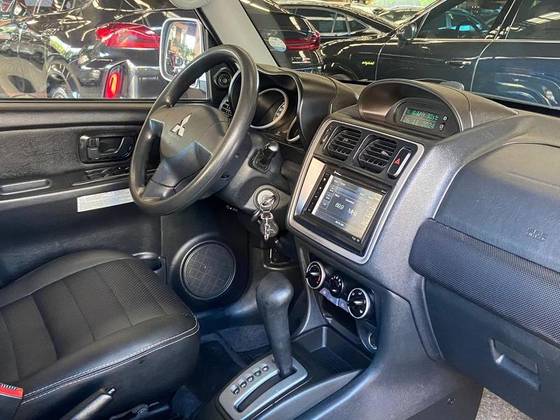 MITSUBISHI PAJERO TR4 2.0 4X4 16V 140CV FLEX 4P AUTOMÁTICO