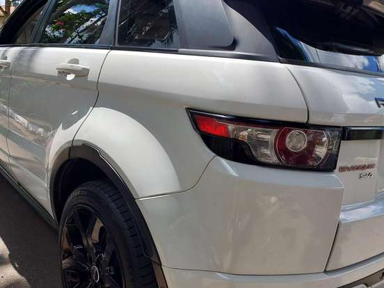 LAND ROVER-RANGE ROVER EVOQUE-2.0 DYNAMIC 4WD 16V GASOLINA 4P AUTOMÁTICO LAND ROVER-RANGE ROVER EVOQUE-2014