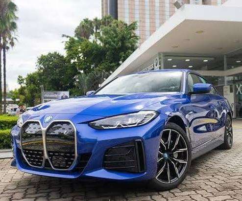 BMW-I4-2023