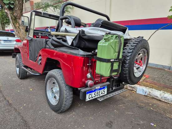 FORD-JEEP-CJ-5 FORD-JEEP-1972