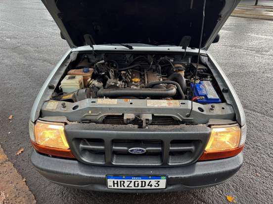 FORD-RANGER-2001