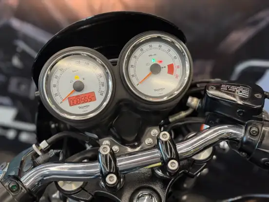 TRIUMPH-THRUXTON TRIUMPH-THRUXTON-2014