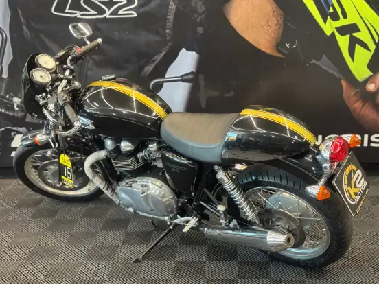 TRIUMPH-THRUXTON TRIUMPH-THRUXTON-2014