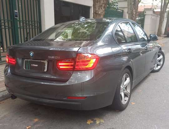 BMW-320i-2.0 GP 16V TURBO GASOLINA 4P AUTOMÁTICO BMW-320i-2013