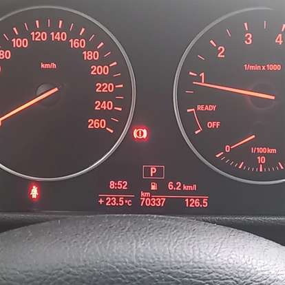 BMW-320i-2013