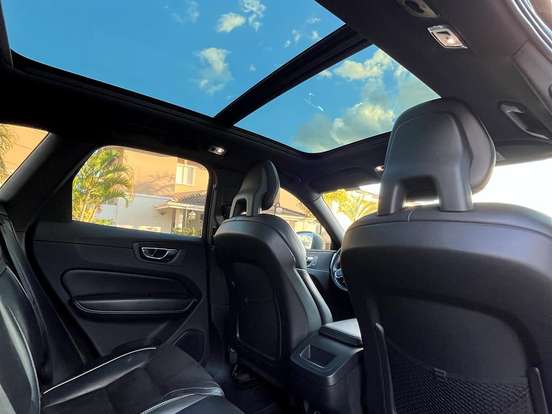 VOLVO-XC60-2.0 T5 GASOLINA R-DESIGN AWD GEARTRONIC VOLVO-XC60-2018