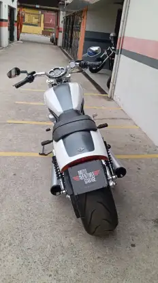 HARLEY-DAVIDSON-V-ROD MUSCLE-2013