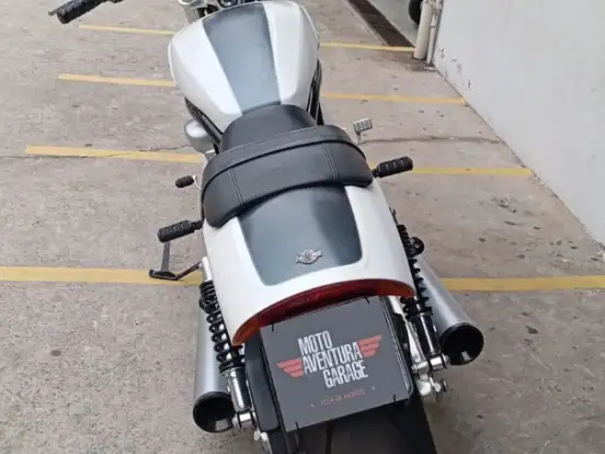 HARLEY-DAVIDSON-V-ROD MUSCLE HARLEY-DAVIDSON-V-ROD MUSCLE-2013