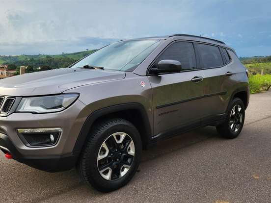 JEEP-COMPASS-2.0 16V DIESEL TRAILHAWK 4X4 AUTOMÁTICO JEEP-COMPASS-2017