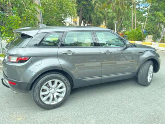LAND ROVER-RANGE ROVER EVOQUE-2.0 16V TD4 TURBO DIESEL SE 4WD 4P AUTOMÁTICO LAND ROVER-RANGE ROVER EVOQUE-2017