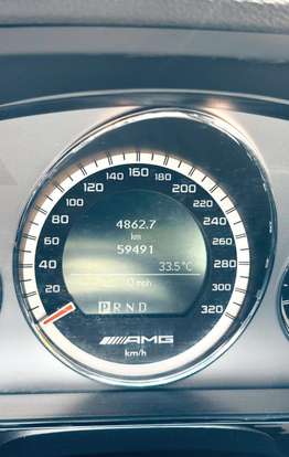 MERCEDES-BENZ-E 63 AMG-6.2 SEDAN V8 32V GASOLINA 4P AUTOMÁTICO MERCEDES-BENZ-E 63 AMG-2010