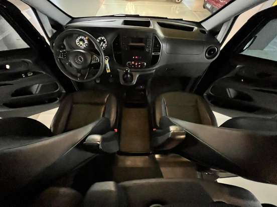 MERCEDES-BENZ-VITO-2015