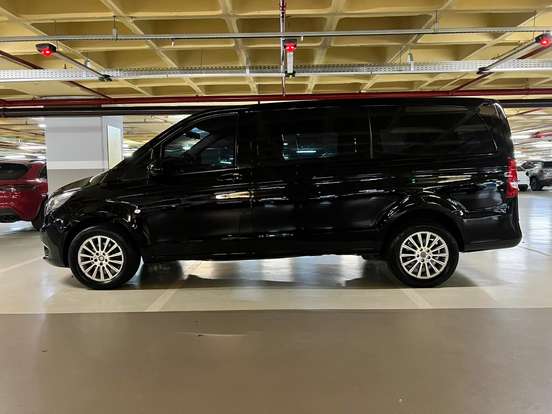 MERCEDES-BENZ-VITO-2.0 CGI FLEX TOURER 119 LUXO 8L MANUAL MERCEDES-BENZ-VITO-2015