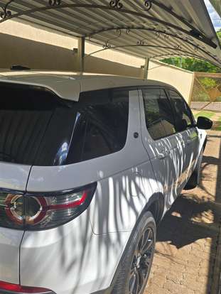 LAND ROVER-DISCOVERY SPORT-2016