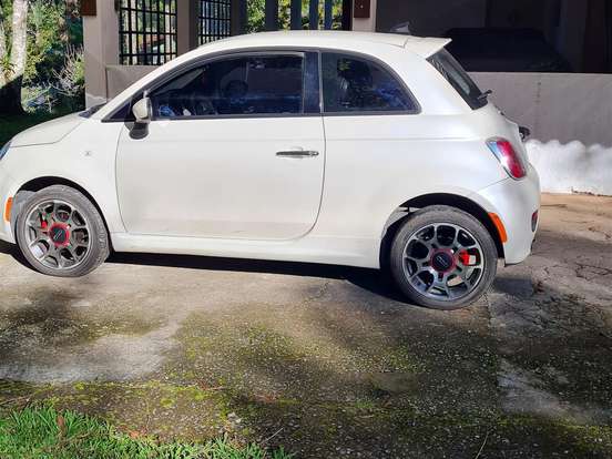 FIAT-500-1.4 SPORT AIR 16V FLEX 2P AUTOMÁTICO FIAT-500-2013
