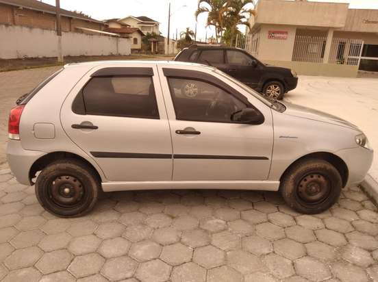 FIAT-PALIO-2009