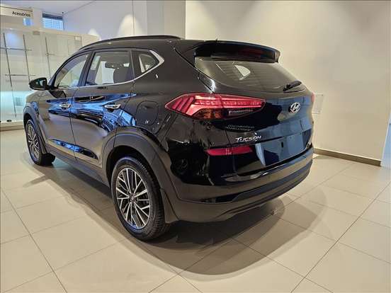 HYUNDAI-TUCSON-2024