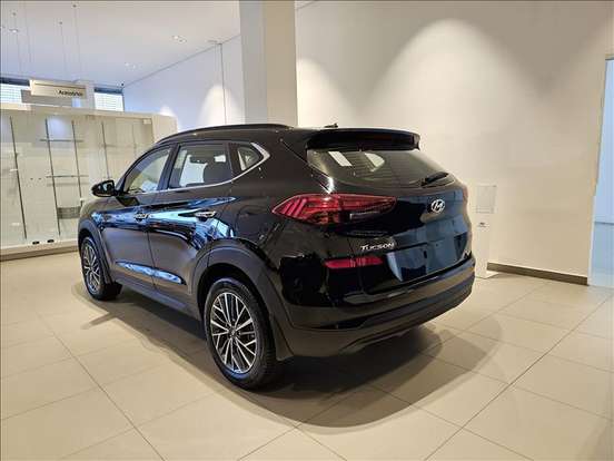 HYUNDAI-TUCSON-2024