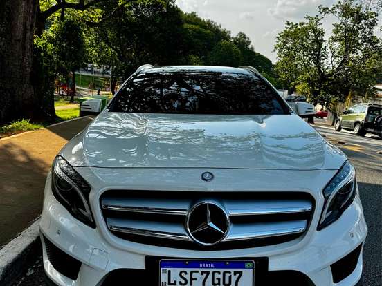 MERCEDES-BENZ-GLA 250-2.0 16V TURBO GASOLINA SPORT 4P AUTOMÁTICO MERCEDES-BENZ-GLA 250-2015