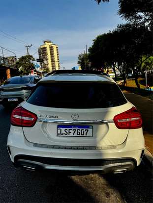 MERCEDES-BENZ-GLA 250-2015