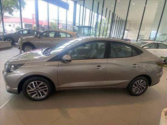HYUNDAI-HB20S-2024