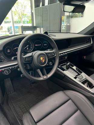 PORSCHE-911-2022