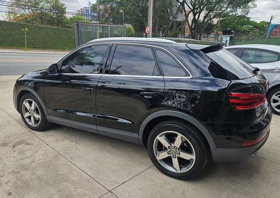 AUDI-Q3-2014