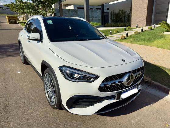 Mercedes-Benz GLA 200 1.3 GCI Gasolina AMG Line 7G-DCT
