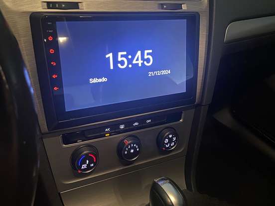 VOLKSWAGEN-GOLF-1.4 TSI COMFORTLINE 16V GASOLINA 4P AUTOMÁTICO VOLKSWAGEN-GOLF-2015