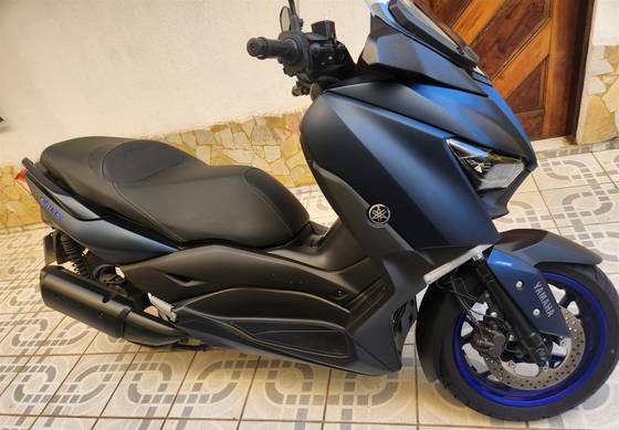 YAMAHA XMAX ABS 
