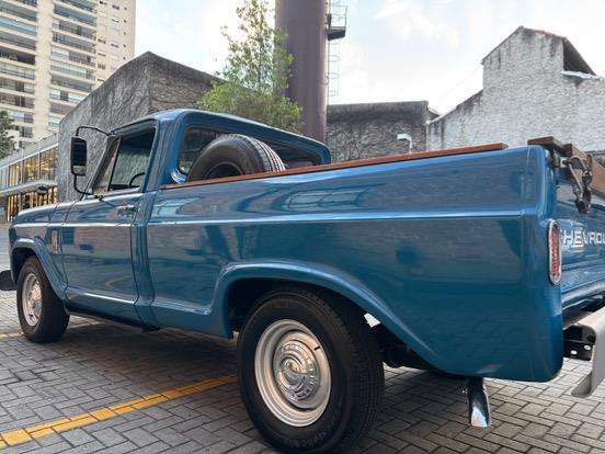 CHEVROLET-D10-1982