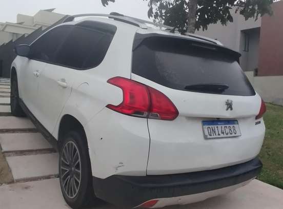 PEUGEOT-2008-2017
