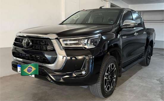 TOYOTA-HILUX-2.8 D-4D TURBO DIESEL CD SRX 4X4 AUTOMÁTICO TOYOTA-HILUX-2021