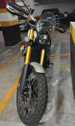 TRIUMPH-SCRAMBLER 1200 XE-2019