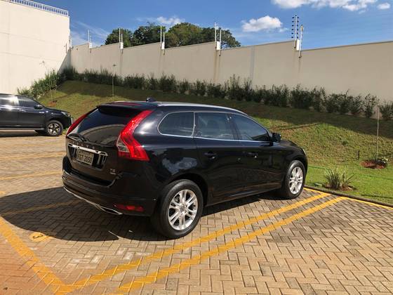 VOLVO XC60 2.0 T5 DYNAMIC FWD TURBO GASOLINA 4P AUTOMÁTICO
