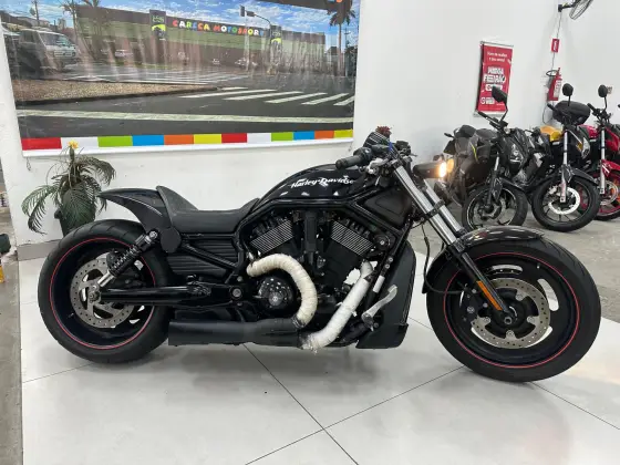 HARLEY-DAVIDSON V-ROD 
