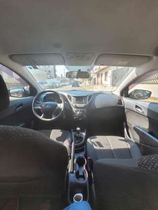 HYUNDAI-HB20-2015