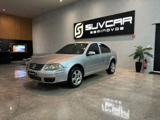 VOLKSWAGEN BORA 2.0 MI 8V FLEX 4P AUTOMÁTICO