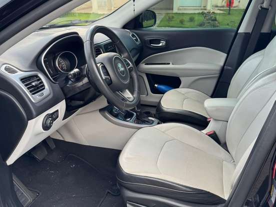 JEEP-COMPASS-2.0 16V DIESEL LONGITUDE 4X4 AUTOMÁTICO JEEP-COMPASS-2019