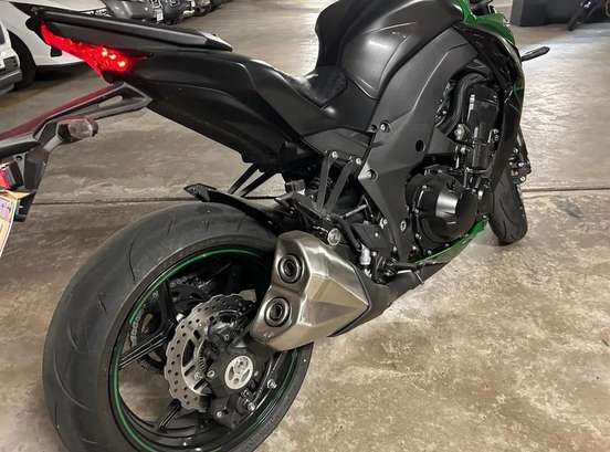 KAWASAKI-Z1000 ABS-2023