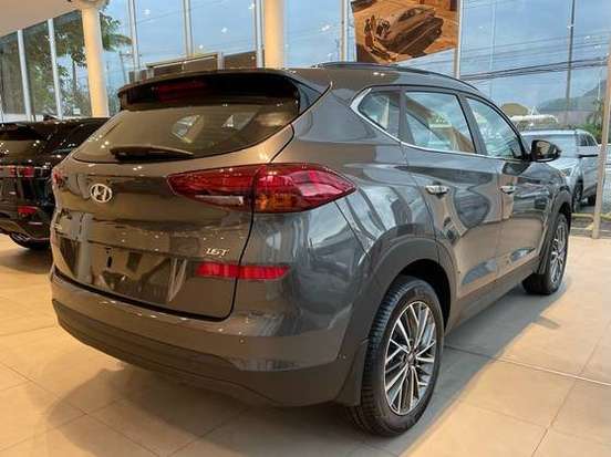 HYUNDAI-TUCSON-2024