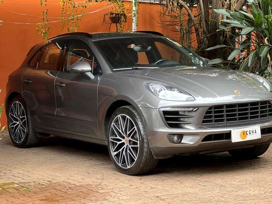 PORSCHE-MACAN-2.0 16V GASOLINA 4P AUTOMÁTICO PORSCHE-MACAN-2015